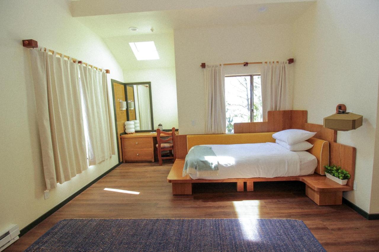 Lodge At Marconi Marshall Extérieur photo